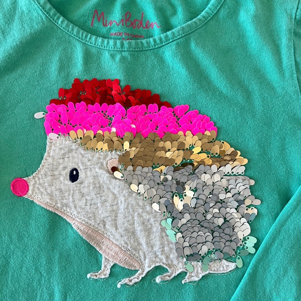 Mini Boden girls appliqué shirt, size 5-6 hedgehog with sequins, VGUC!